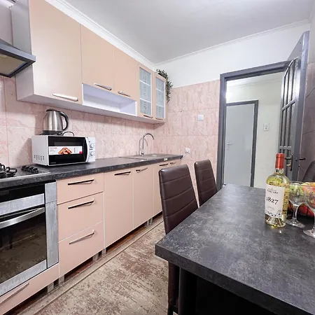 Renthouse Greenstay Apartment *