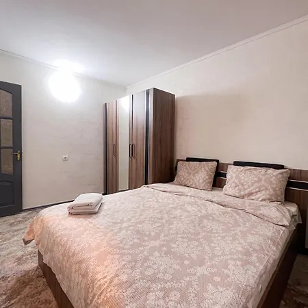 Renthouse Greenstay
